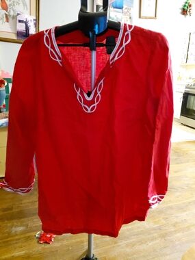 Talbots Red Embroidered V-Neck Women's Blouse
